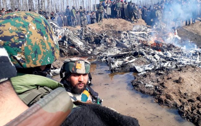 ВВС Пакистана сбили два военных самолета Индии