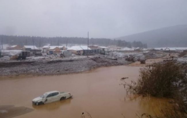 Число погибших из-за прорыва дамбы в России возросло