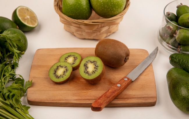 Что будет с организмом, если есть одно киви перед сном 21 день? Ответ вас удивит