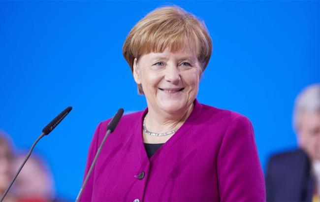 Меркель: после строительства "Северного потока-2" роль Украины как транзитной страны должна сохраниться