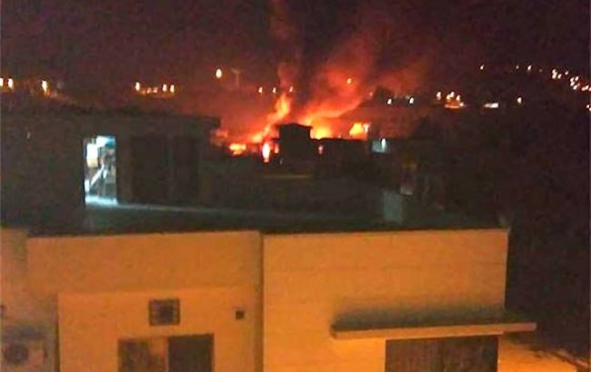 У Пакистані розбився літак, є жертви