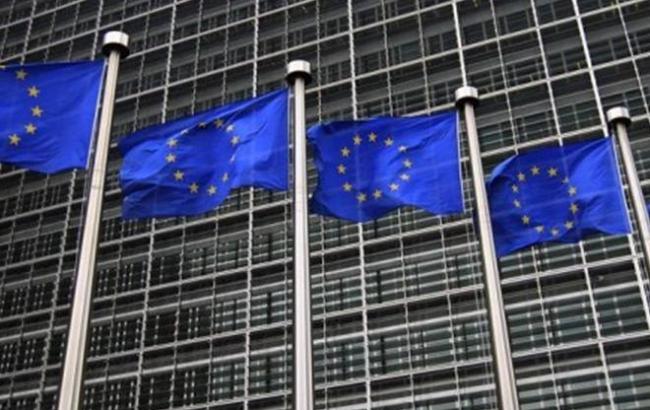 Еврокомиссия выделит 1,7 млрд евро на решение проблемы мигрантов