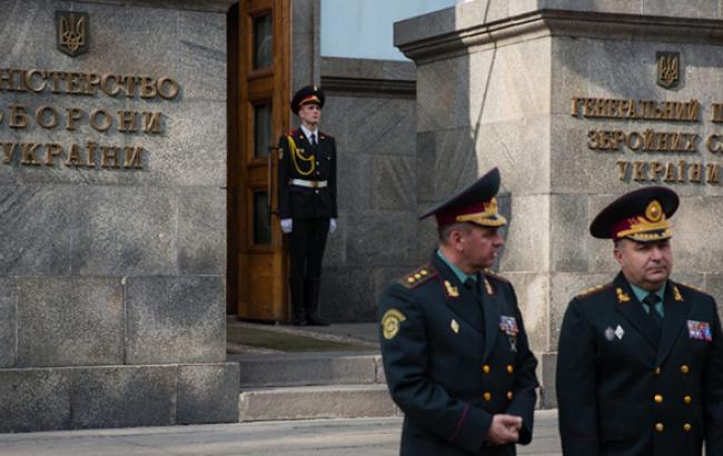 В Минобороны хотят прикрепить к каждой армейской бригаде в зоне АТО пресс-офицера