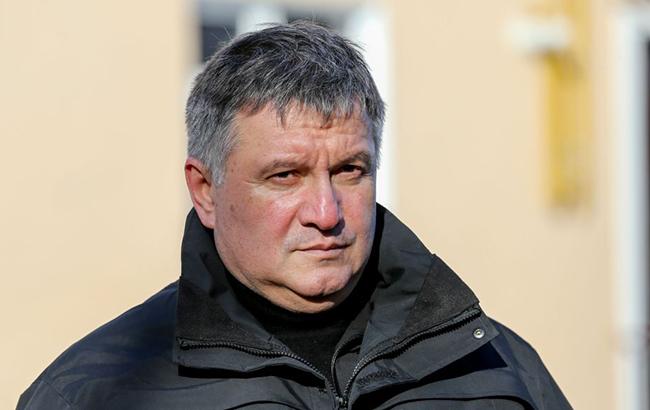 Аваков: ми не можемо планувати повернення територій без ризику повномасштабного зіткнення з РФ