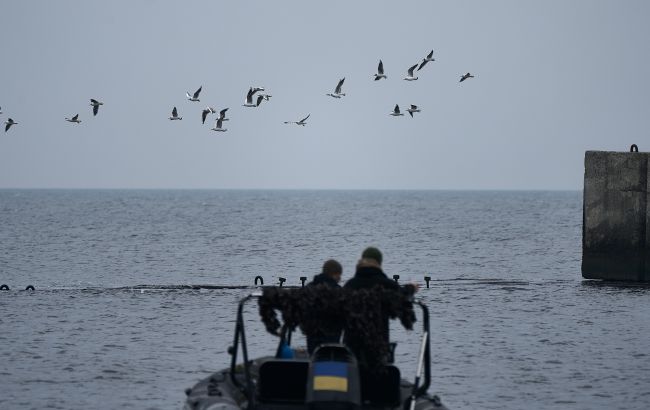 Росія зібрала 300 човнів, намагається закріпитися на островах поблизу Херсона, - ЗСУ