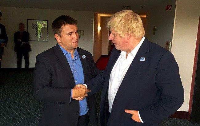 Климкин и Джонсон обсудили вопрос освобождения политзаключенных