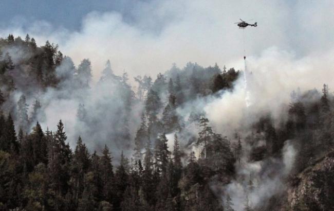 У Баварії спалахнула пожежа у горах