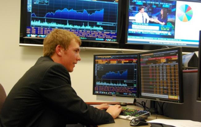 Bloomberg перестав транслювати випуски по боргах компаній РФ зі списку санкцій