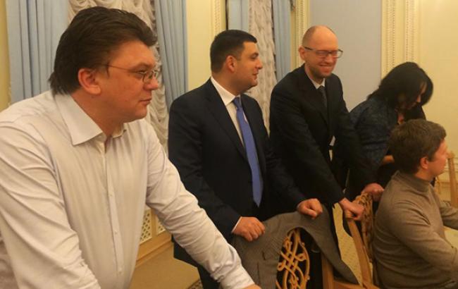 На основе коалиционного соглашения будет подготовлена программа деятельности Кабмина, - Яценюк