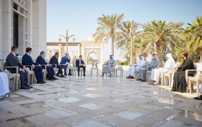 Инвесткомпания из ОАЭ подписала несколько меморандумов с украинским Кабмином