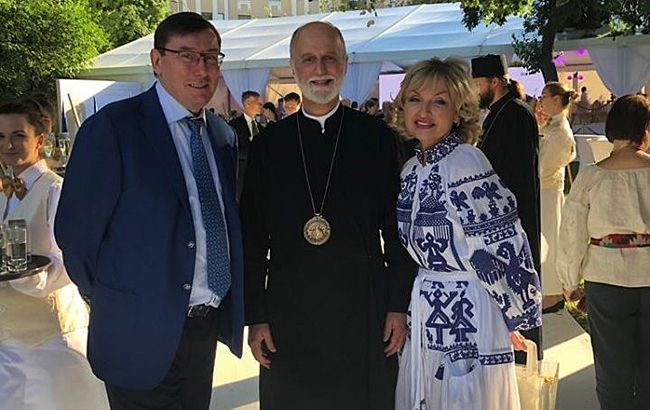 Ирина Луценко пришла&nbsp;на благотворительный вечер в платье свыше 50 тысяч (фото)