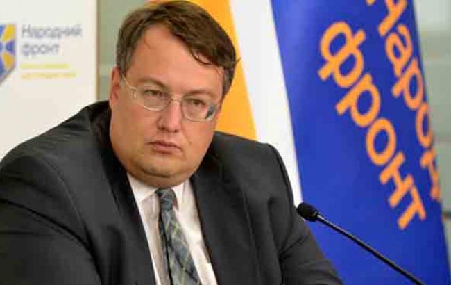 В "Народном фронте" готовы привлечь к созданию коалиции партии Порошенко, Тимошенко и Садового