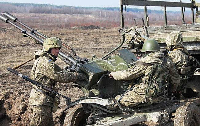 В Трехизбенке бойцы ВСУ обстреляли дом местной жительницы