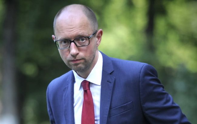 Яценюк закликав кредиторів взяти відповідальність за фінансування режиму Януковича