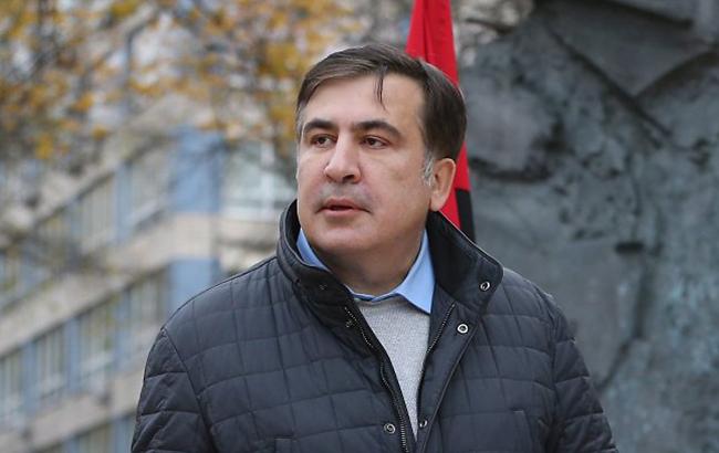 Под здание Рады стягивают силовиков