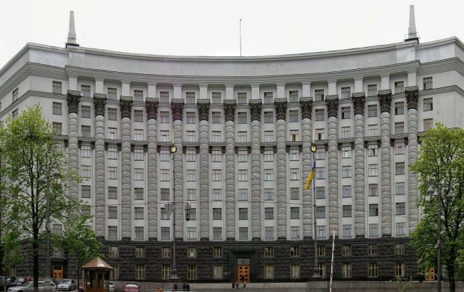 Первый зам антикоррупционного прокурора будет получать около 3,5 тыс. грн