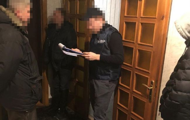 У Київській області на хабарі затримали податківця