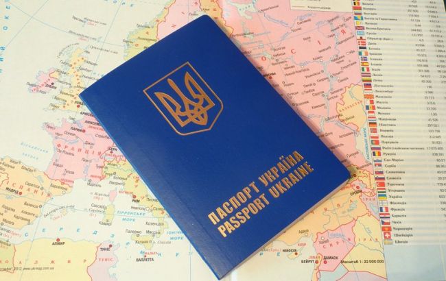 Безвізовий режим для України сьогодні розгляне Рада ЄС