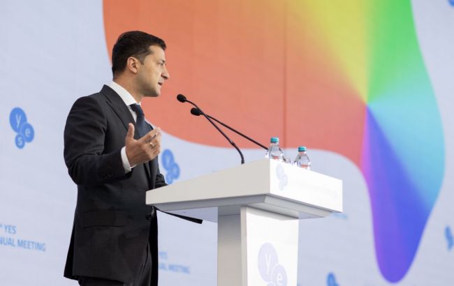 Зеленский заявил о необходимости сохранения санкций против РФ