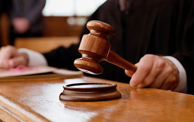 Суд приговорил препятствовавшего "Автомайдану" гаишника к году тюрьмы