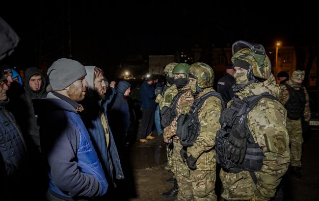 ЕС призвал Россию прекратить политические преследования крымских татар