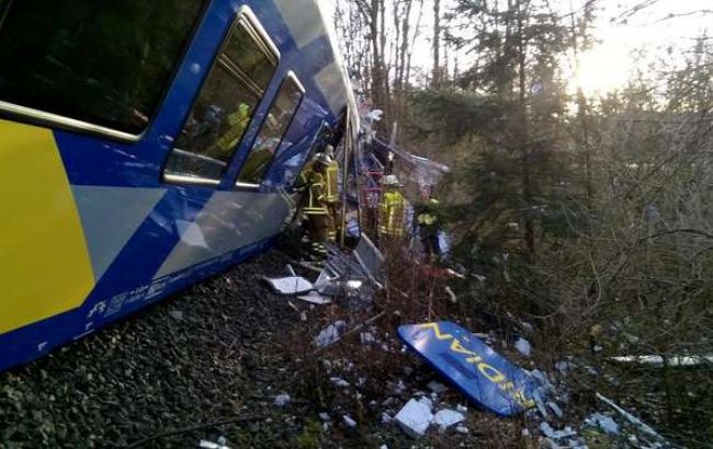 Авария в Германии: полиция сообщила о завершении спасательной операции