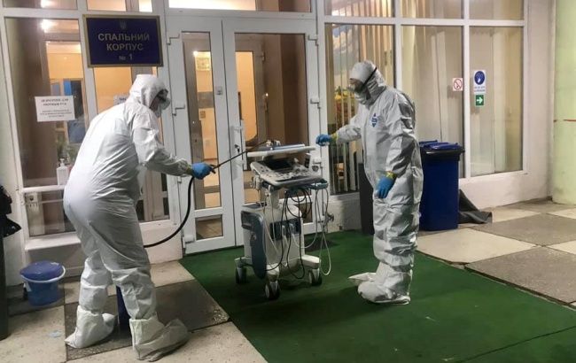 Иностранке в обсервации в "Новых Санжарах" понадобилась помощь врачей