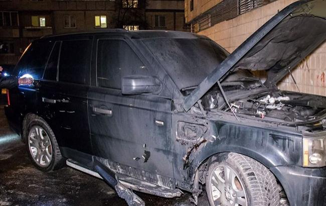 В Киеве в результате взрыва машины пострадал мужчина