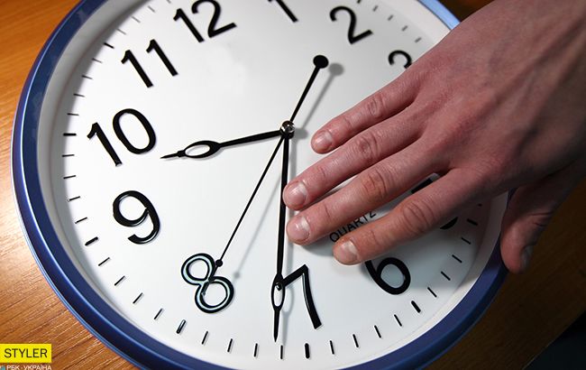 Переход на летнее время: когда и куда в Украине нужно перевести часы