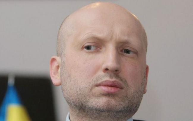 Турчинов допускает введение военного положения в случае необходимости