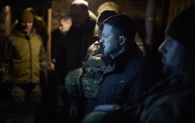 Зеленский приехал на позиции дивизиона HIMARS в Запорожской области