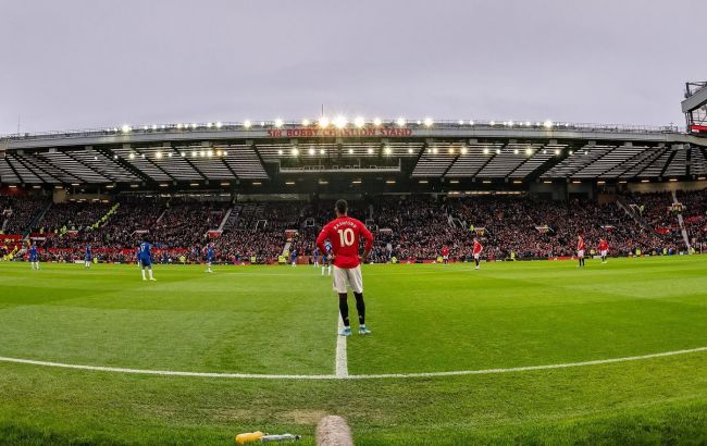 Европейские футбольные чемпионаты понесут убытки из-за остановки турниров