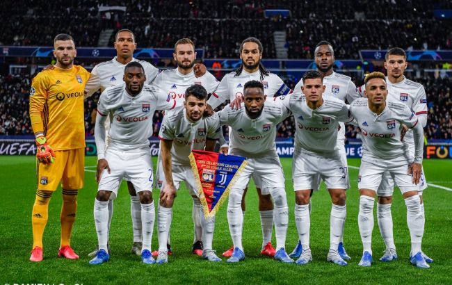 "Лион" обратился в суд из-за досрочного завершения сезона во Франции