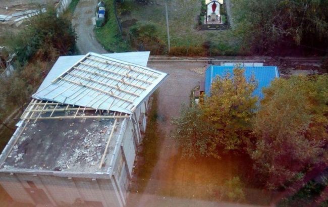 На Львов обрушилась буря, часть дорог перекрыта