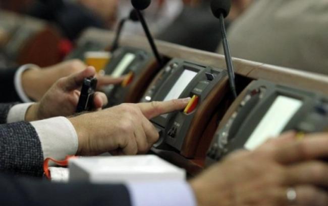 Рада приняла закон о господдержке кино с предложениями Порошенко