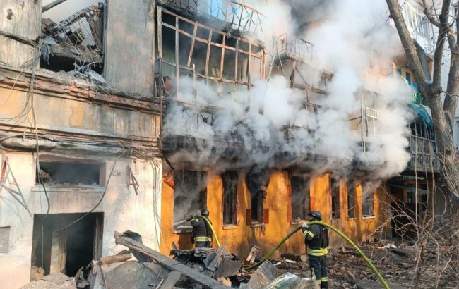 Російська авіація за добу неодноразово обстріляла Костянтинівку, шестеро людей загинули