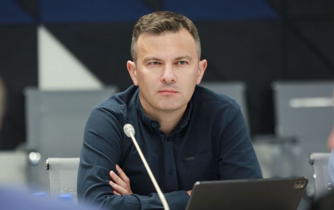 Що буде з доларом у світі та які є альтернативи: що кажуть в НБУ