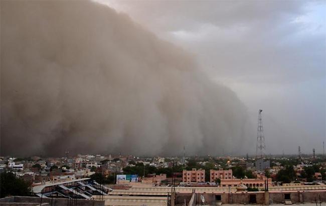 Песчаная буря в Индии: число погибших достигло 70 человек