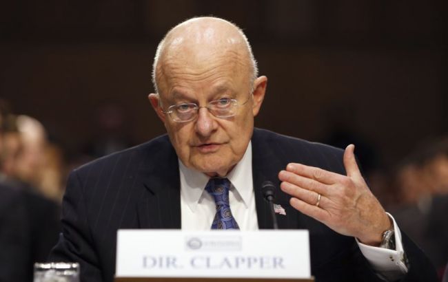 Россия пытается выглядеть равной США супердержавой, - глава американской разведки