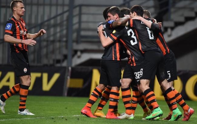 "Шахтер" разгромил "Зарю", а "Металлист" и "Карпаты" разошлись миром