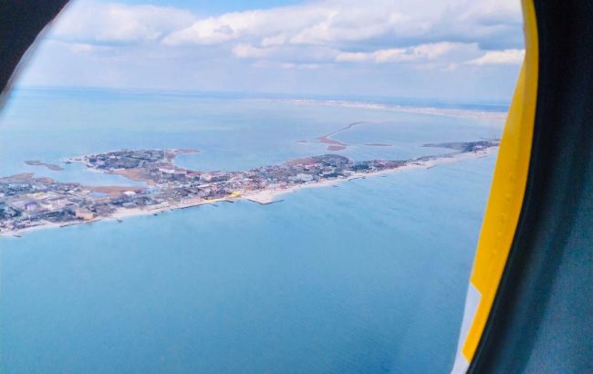 В Азовском море вторые сутки ищут пропавших украинских рыбаков