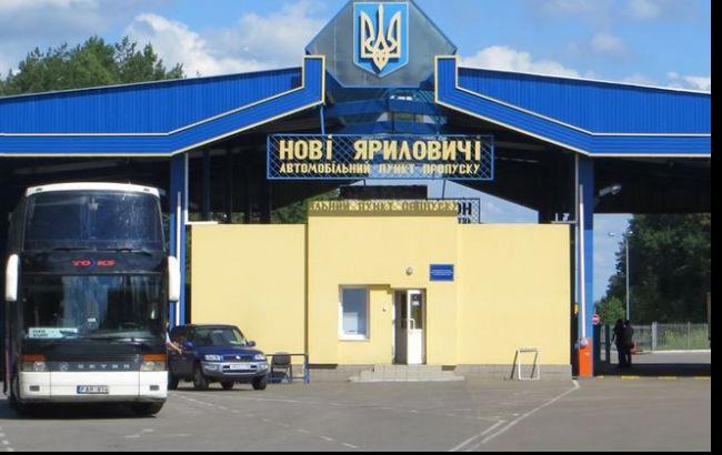 Пограничники задержали россиянина на авто, которое разыскивал Интерпол