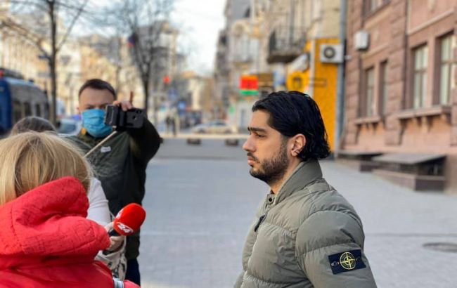 Лерос прийшов на допит до ДБР у справі про плівки з братом Єрмака