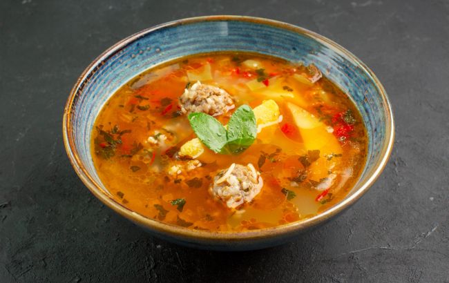 Названо м'ясо, яке категорично не підходить для супу: ви його додаєте?