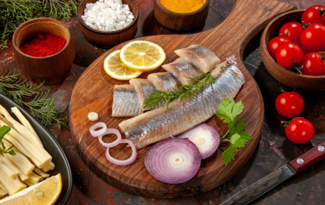 Забудьте про магазинну: ця домашня скумбрія пряного посолу - справжній хіт