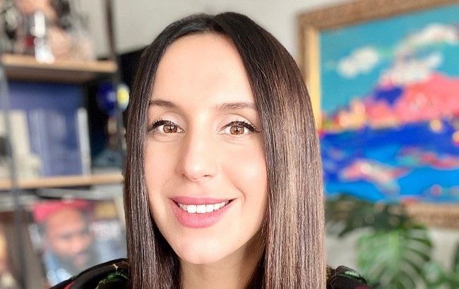 Джамала захопила "квітковим" фотосетом і назвала свої улюблені фільми