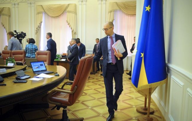 Кабмін проводить позачергове засідання