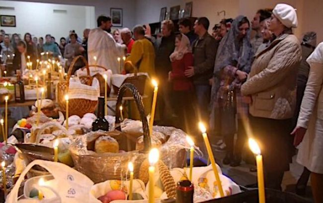 У МВС пояснили, які санкції чекають священників за порушення карантину у Великдень