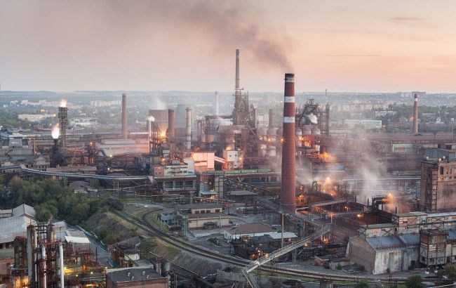 Украинские метзаводы останавливают производство из-за нехватки металлолома, - Магомедов