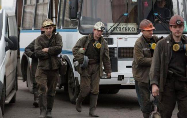 Взрыв на шахте им. Засядько: число жертв достигло 33